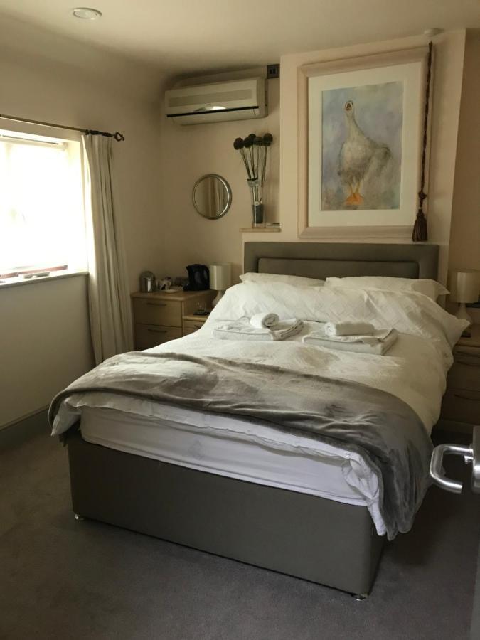 Highview Bed And Breakfast Нейлсворт Экстерьер фото